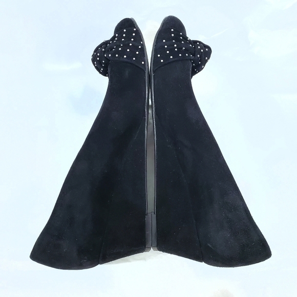 Stuart Weitzman Black Dotsun Suede Bow Wedge Heels - Picture 5 of 7